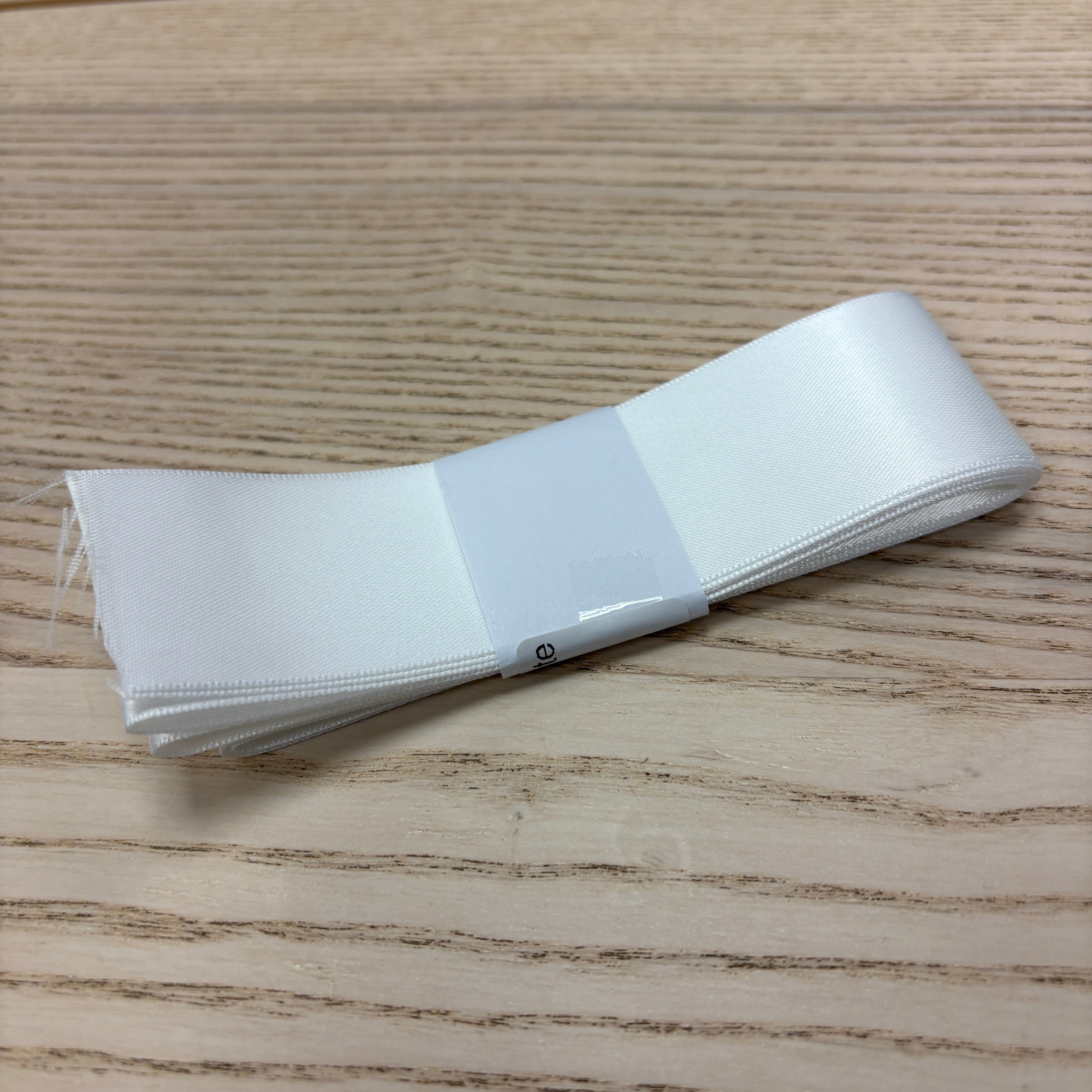 Ribbon Bundle: White