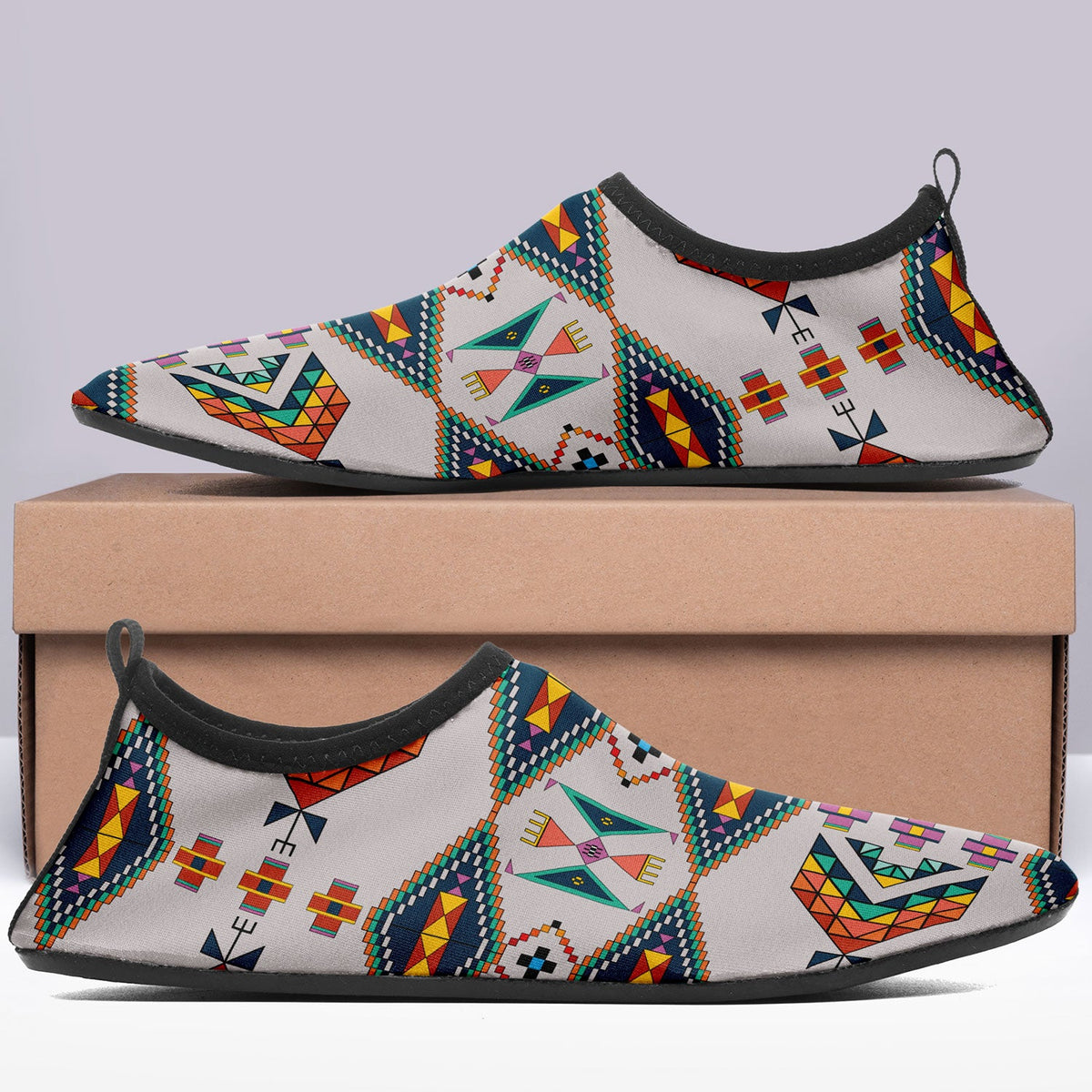Travois Tipi Light Grey Sockamoccs